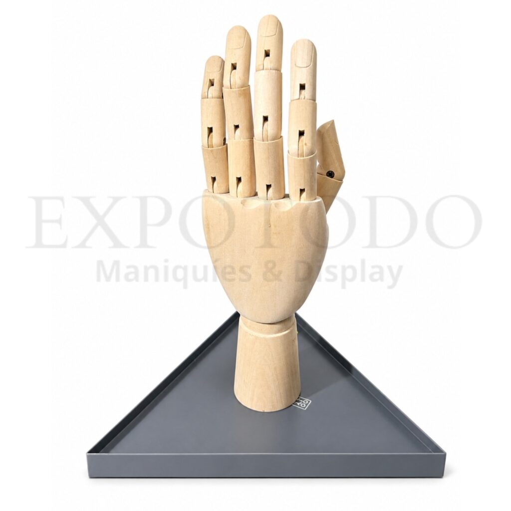 Mano Articulada de Madera